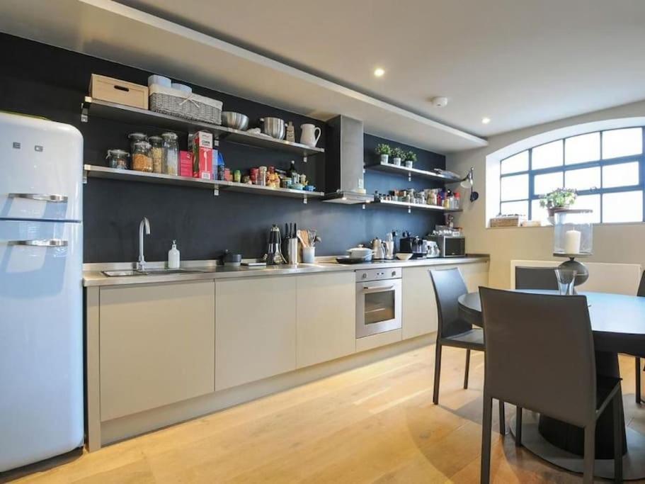 Manhattan Style Apartment In Fulham London Eksteriør billede